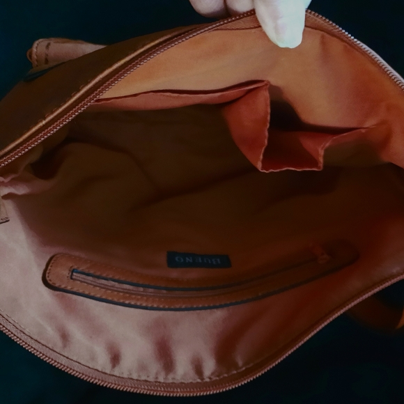 Crossbody Purse - Picture 5 of 6